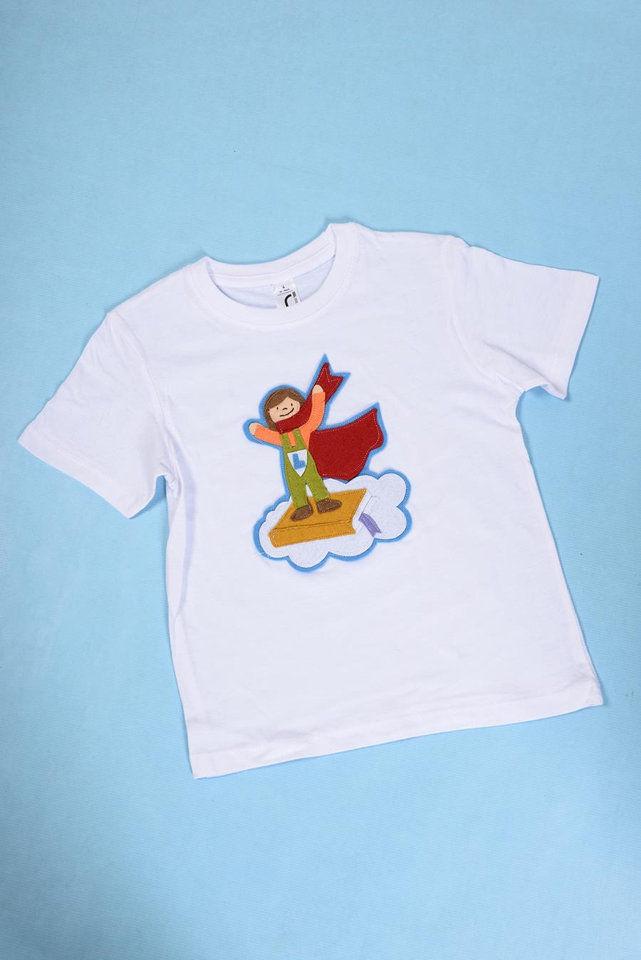 Camiseta niño/a Súperlectora en la nube | 00047